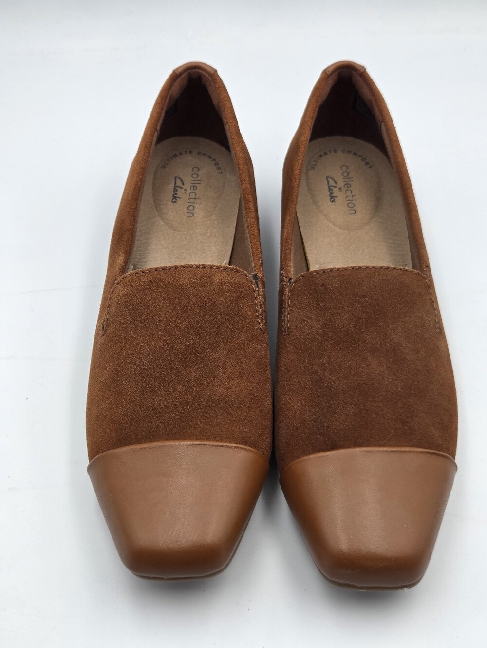 Clarks Collection Suede Loafers Slip -On Womens Size 8 Dark Tan Classic Career